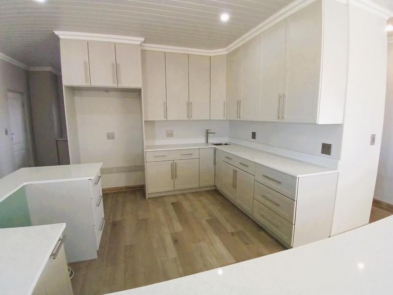 3 Bedroom Property for Sale in Stilbaai Wes Western Cape